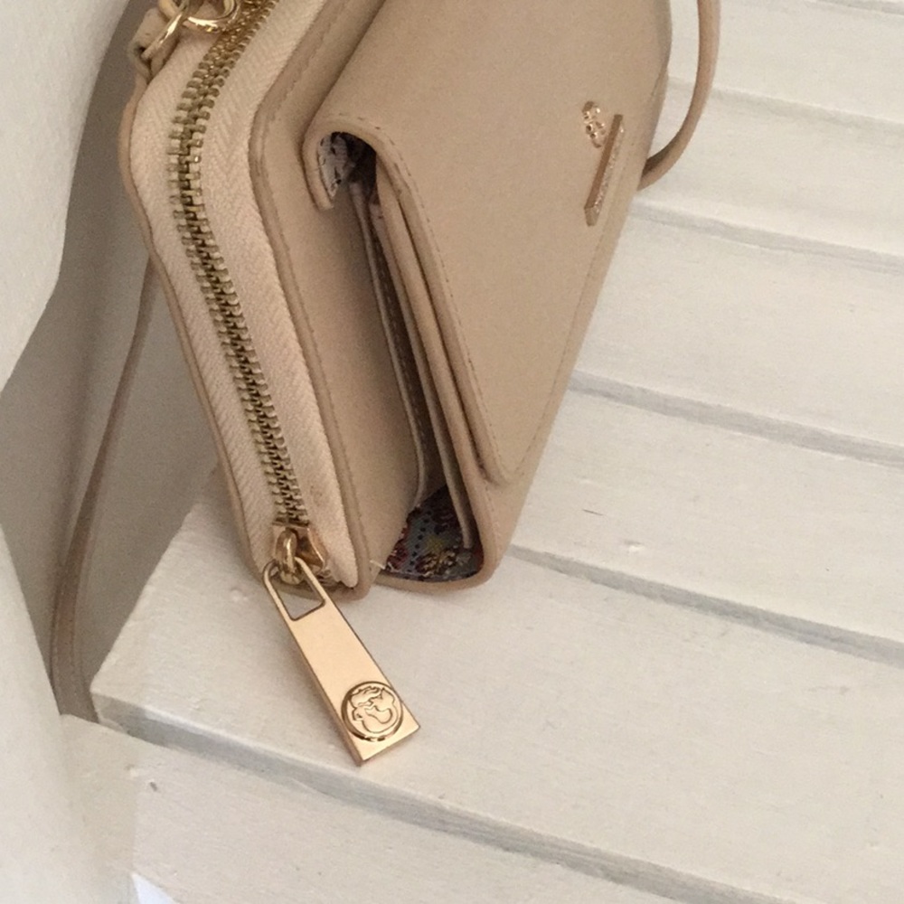 🛍️SOLD Spartina Crossbody Purse Wallet Handbag  Like New Cream Tan - Picture 15 of 16